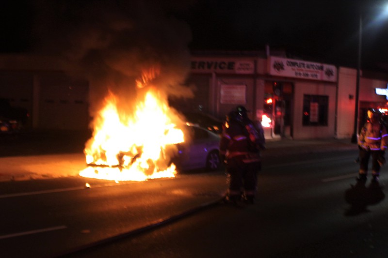 LFD Sunrise Rocklyn Car fire 2  083119