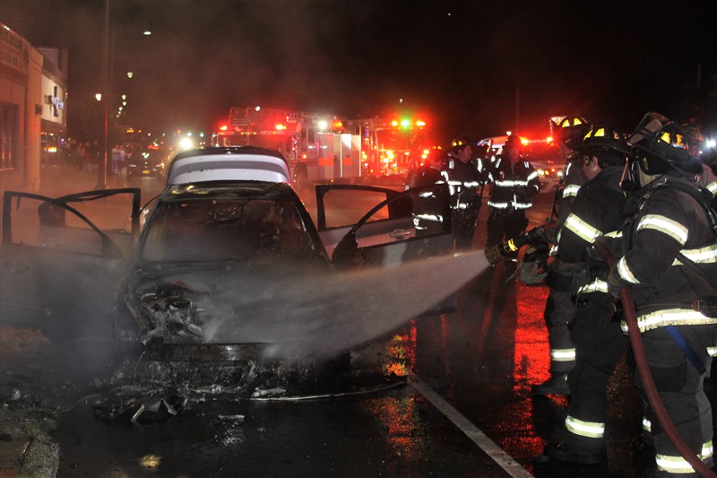 LFD Sunrise Rocklyn car fire 9e 083119