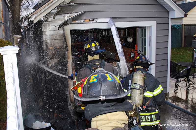 LFD Wyoming garage fire 6b      011920